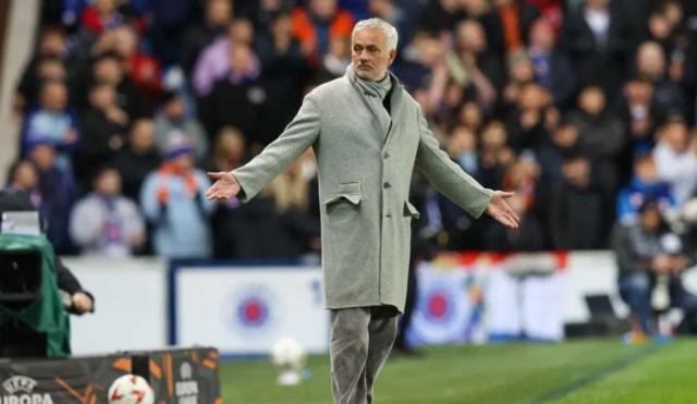 1745674689110014077.png 星空体育平台-欧国联不夺冠马丁内斯将被炒 穆里尼奥执教五盾?