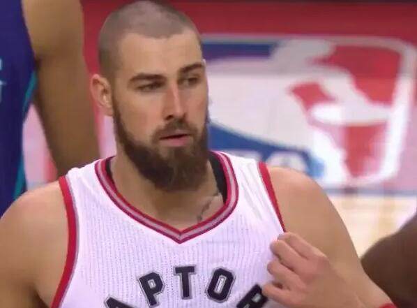 1669364694959035918.jpg 星空体育官网-世界杯球星撞脸!詹皇库兹马兼职 袁弘化身京多安