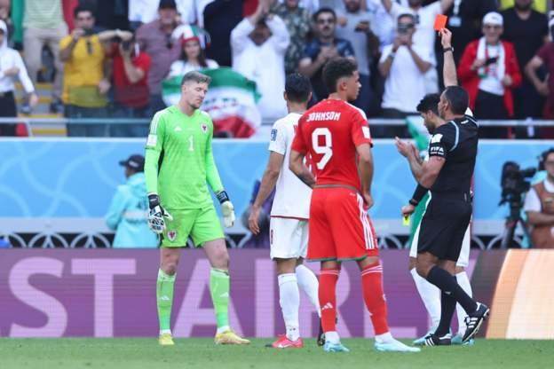 星空投注-【世界杯】首张红牌+首个远射，伊朗读秒2-0十人红龙