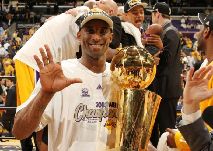 星空投注-强度拉满!NBA史上最激烈的总决赛,开场不到3秒就打起来了|湖人|凯尔特人|科比·布莱恩特|洛杉矶湖人队|波士顿凯尔特人队_新浪体育_新浪新闻