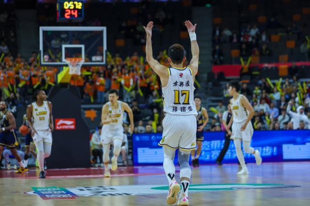 1736155778399050931.jpg 【观察】广厦闷声发大财 2025能否迎来丰收季?