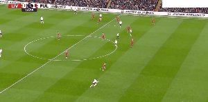 1734189550921003629.gif 【英超】罗伯逊染红若塔绝平 利物浦2比2富勒姆