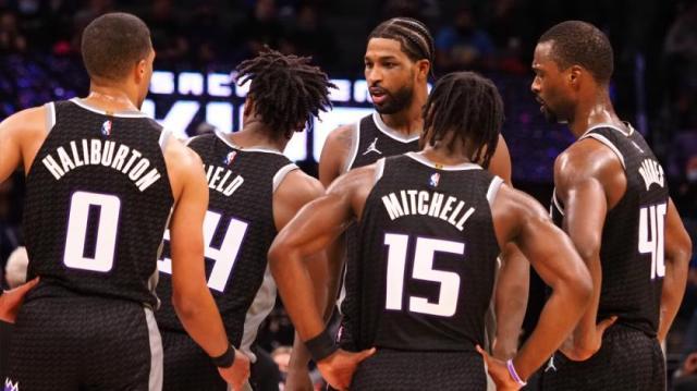 星空体育官网-死缠库里坚守三节 国王最后崩盘令沃顿大呼可惜