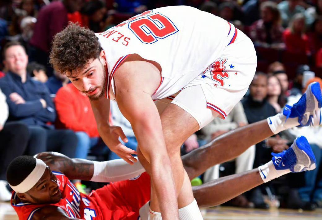 星空体育官网-主场2连败，火箭仍有转机？场均15+3后卫变签约目标，可盘活全队